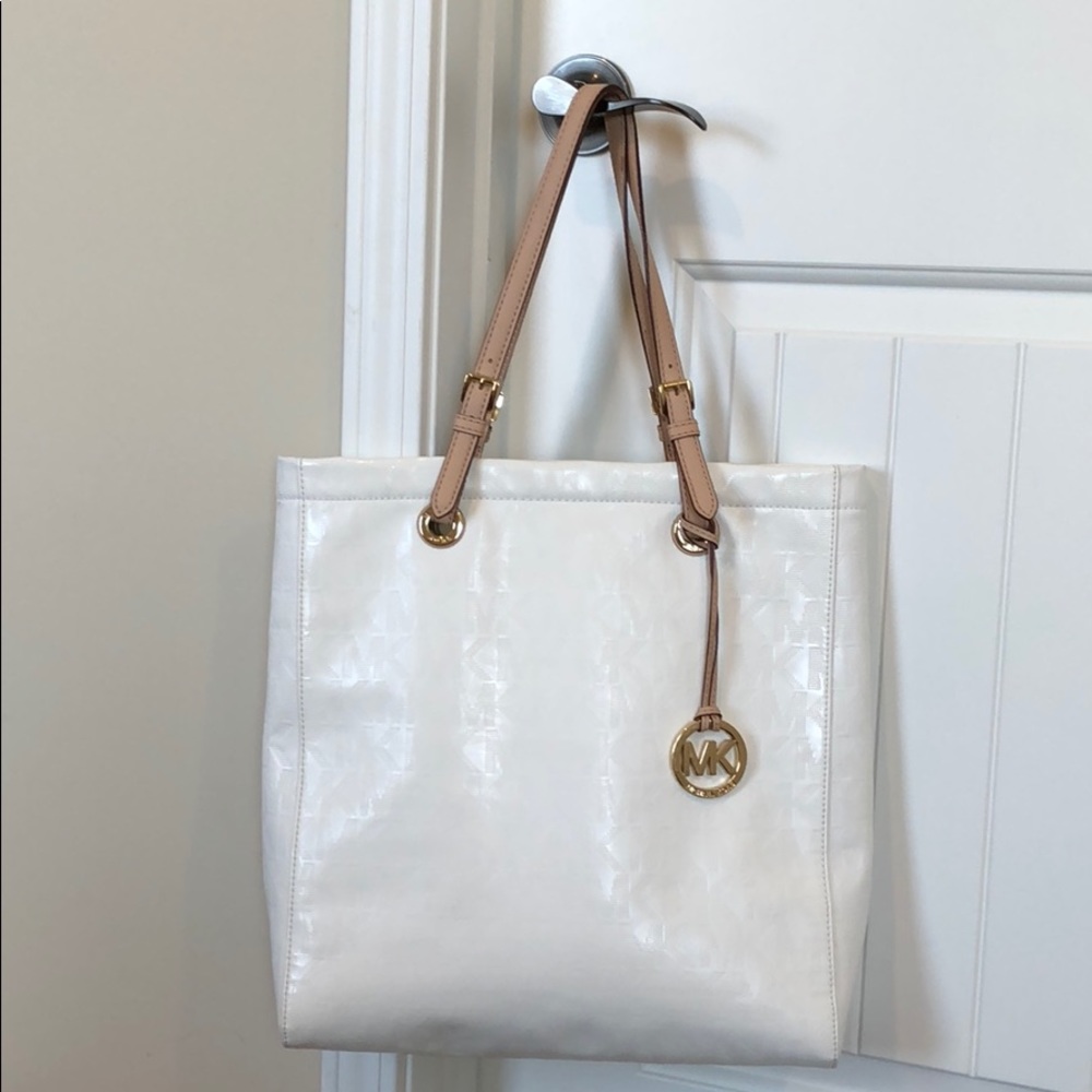 🌸Michael Kors tote authentic🌸